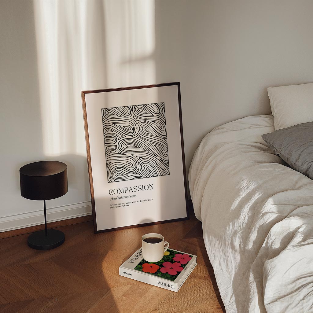 Meditatieve Compassie – staande Popart wanddecoratie van WallArtistic