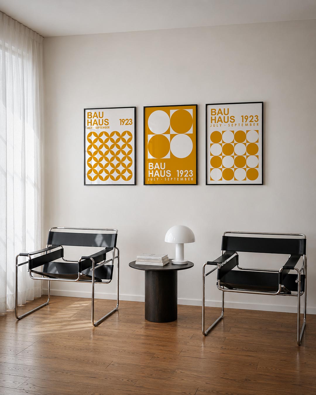 Cirkelpatroon en tekst posterset – derde productweergave – deze posterset in drie delen toont een levendig patroon van oranje