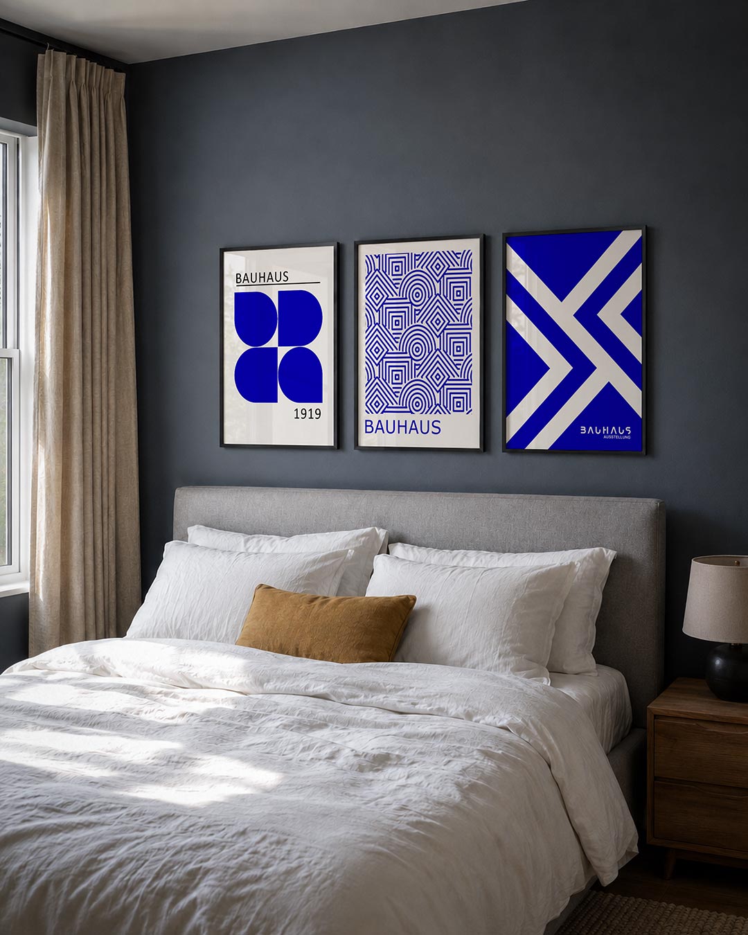Vorm en kleur posterset – derde productweergave – deze posterset in drie delen toont een speelse combinatie van blauwe halve