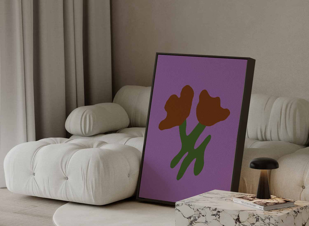 Simpele Bloemenschikking op Paarse Achtergrond – canvas kunstwerk als wanddecoratie
