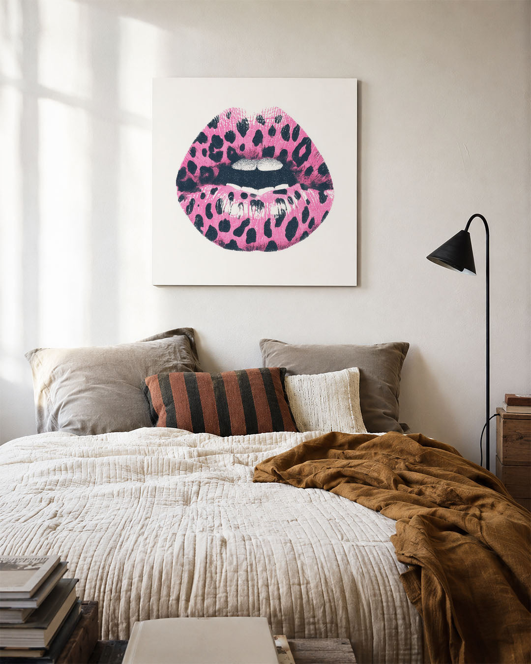 Gedurfde lippenprint kunstwerk – detailweergave – dit kunstwerk toont een opvallende lippenprint met een speels patroon. De