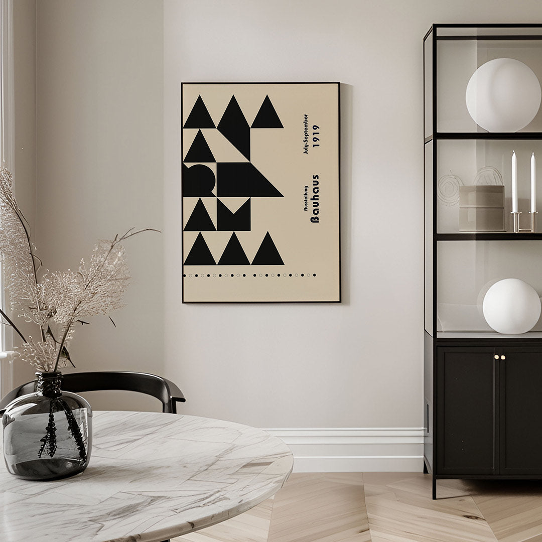 Geometrisch lijnenspel – geometrische Bauhaus poster in staand formaat