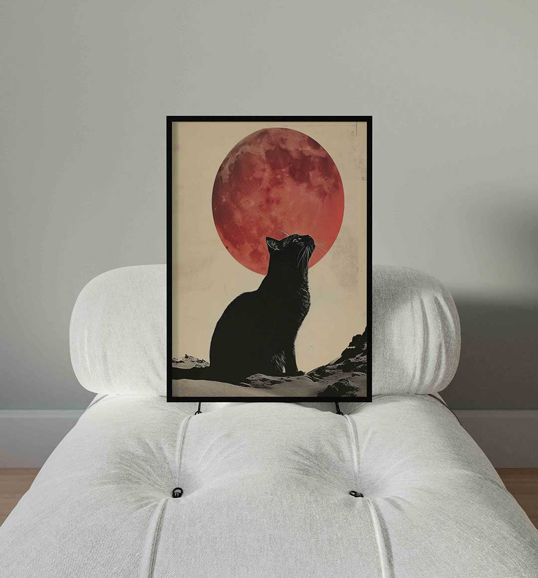 Kat en rode maan – staande surrealistische wanddecoratie van WallArtistic