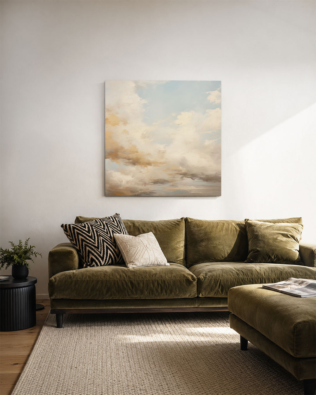 Dromerige wolkenlucht kunstwerk – derde productweergave – dit werk toont een serene lucht met zachte wolken in beige en