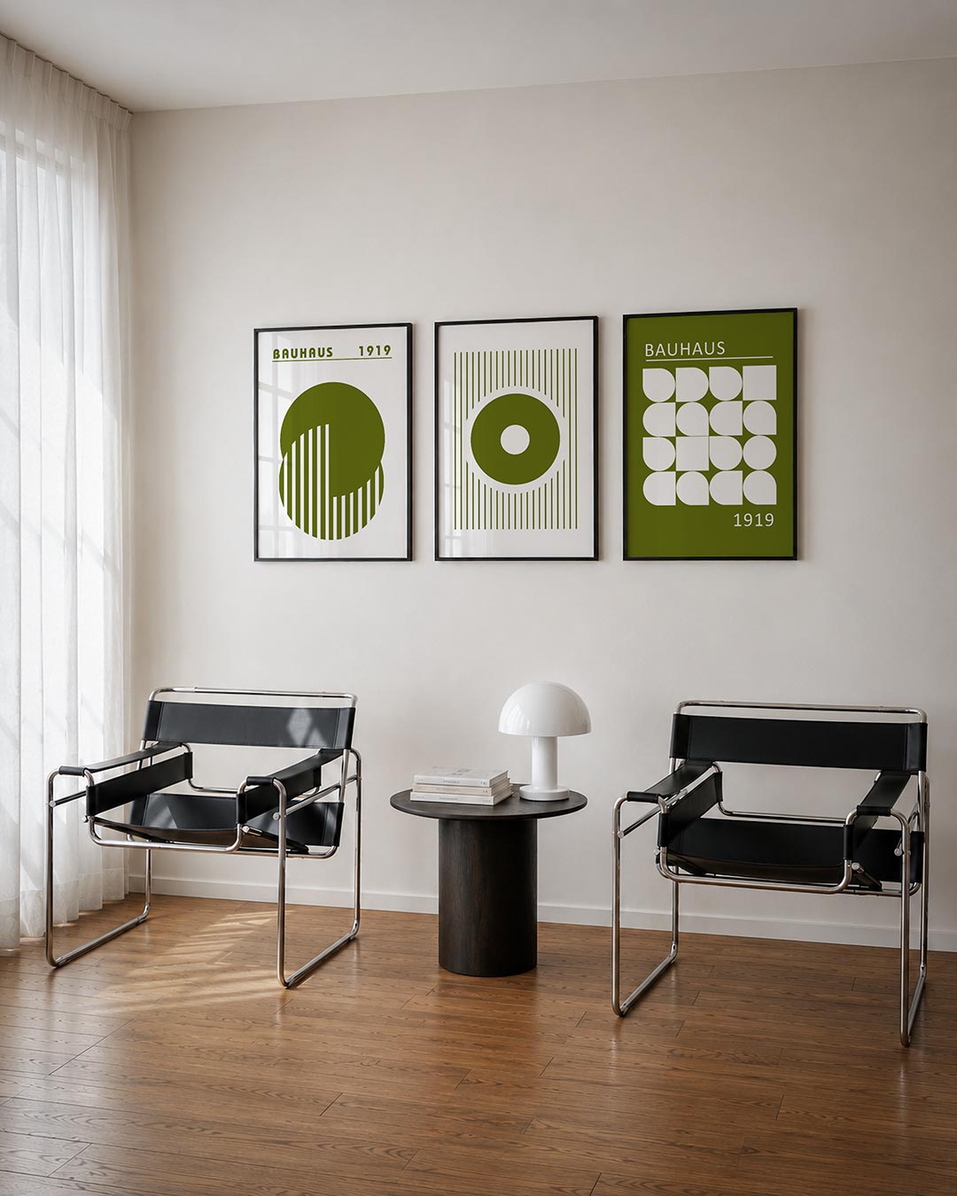 Cirkel en strepen driedelige posterset – deze posterset in drie delen toont een groot olijfgroen cirkelvormig vlak met