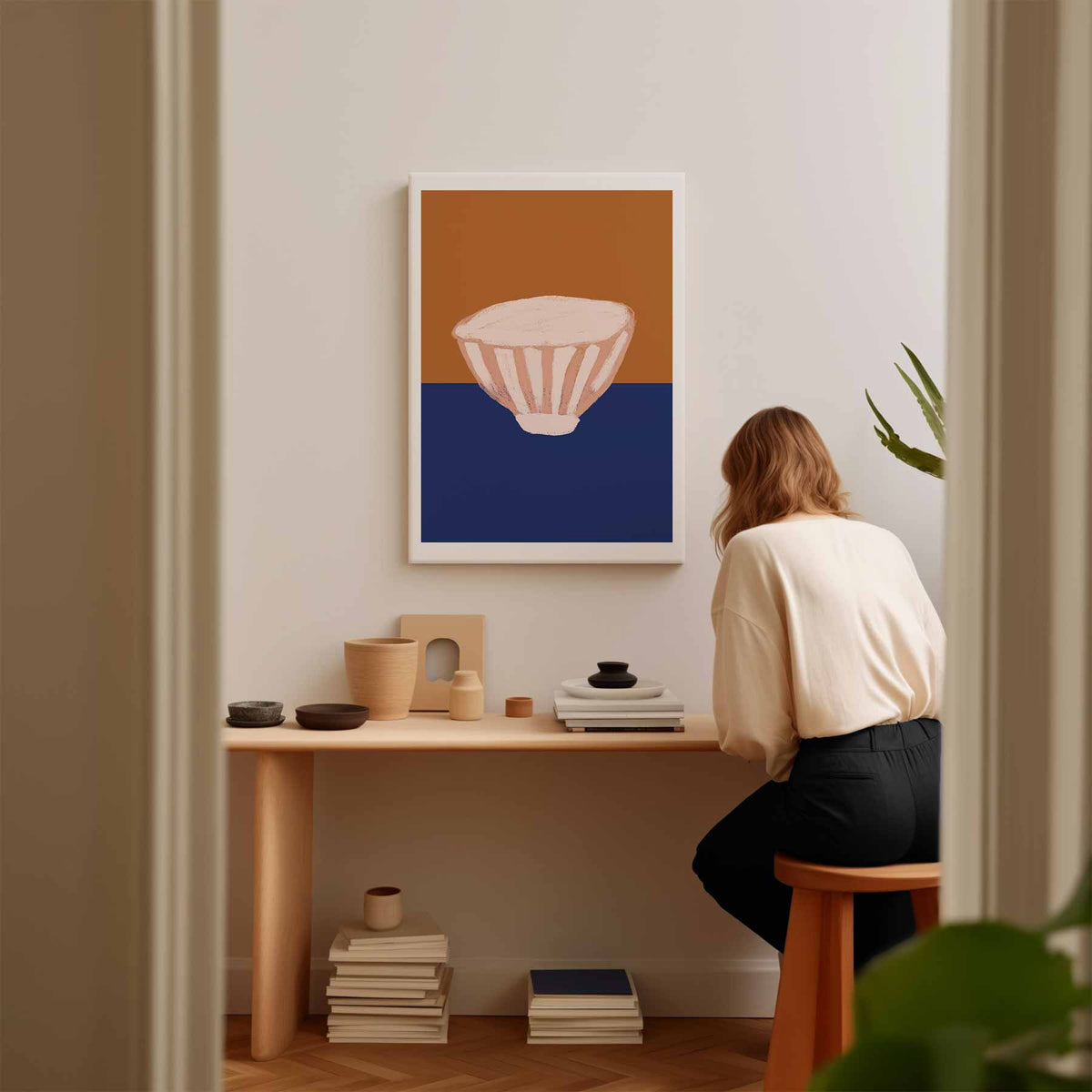 Kleurrijke Kom op Tweekleurige Achtergrond – modern portret kunstwerk van WallArtistic