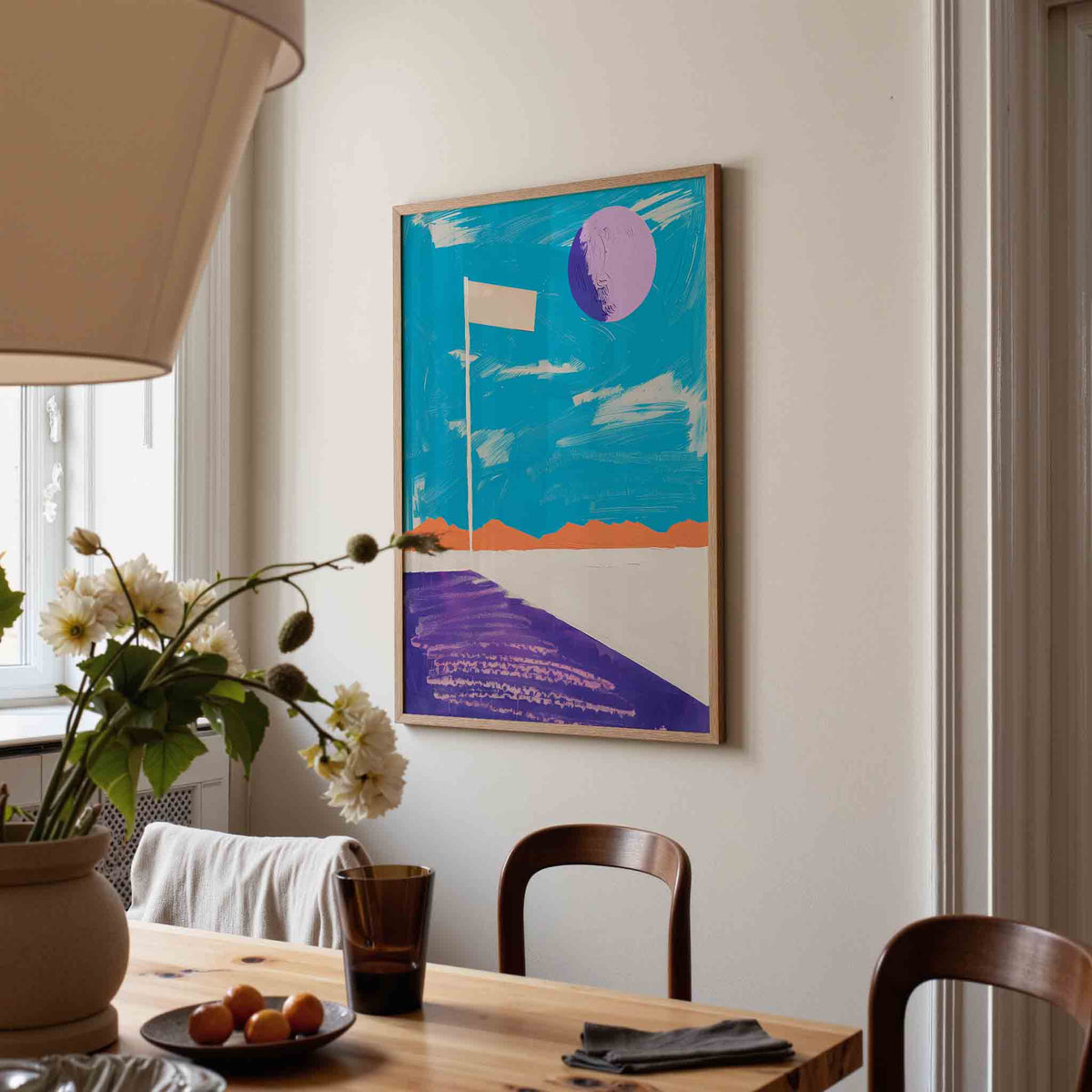 Vlag en paarse bol – eigentijdse illustratie poster in staand formaat