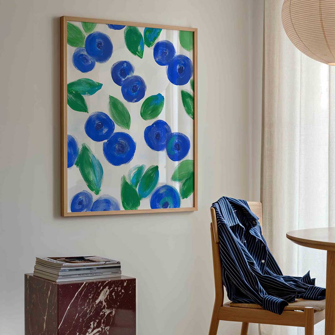 Blauwe bessen en bladeren – bloemen poster in staand formaat