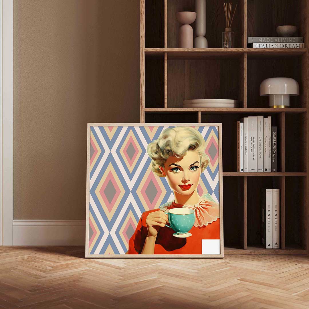 Vrouw met kopje – kleurrijke Pop Art poster in vierkant formaat