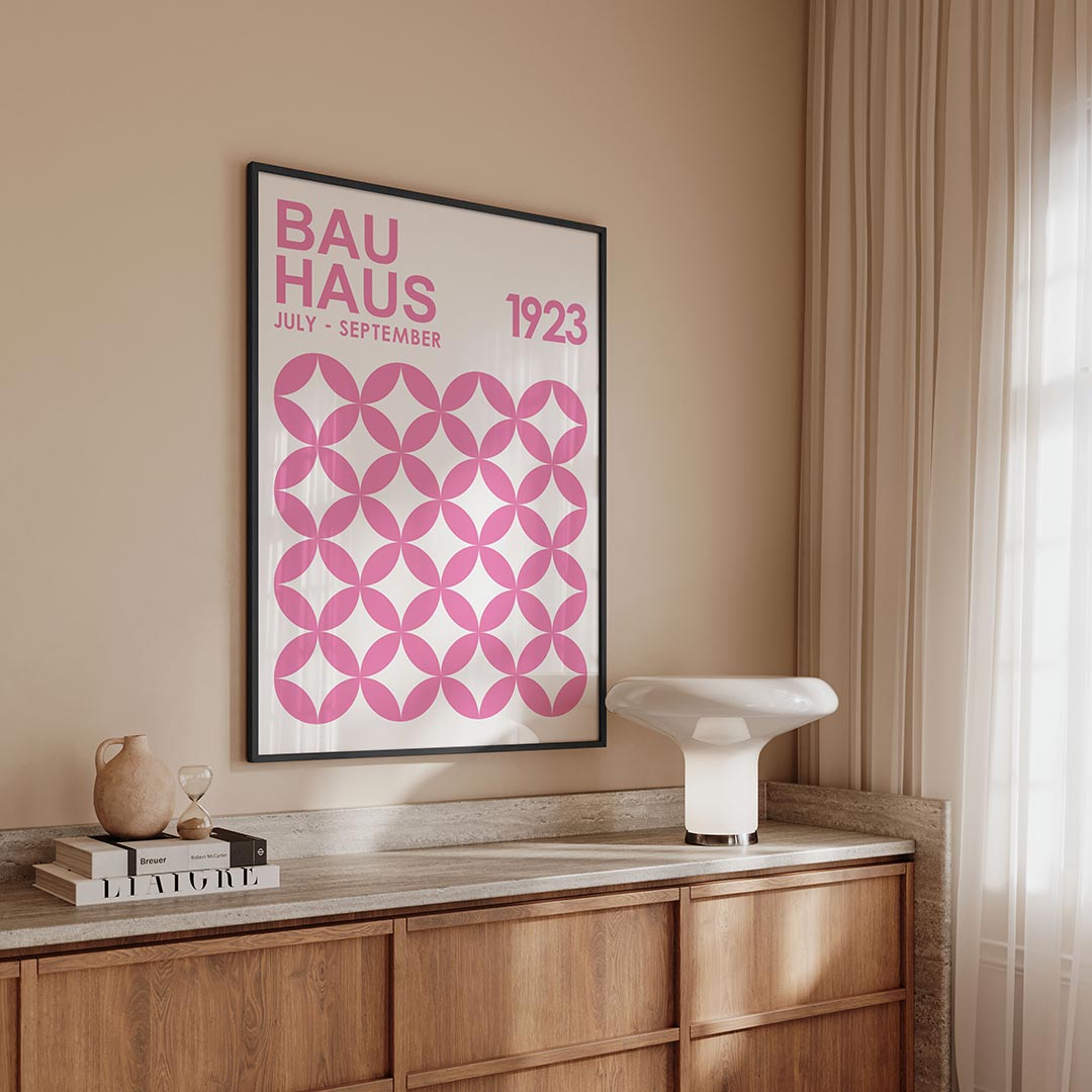 Roze cirkelpatroon – geometrische Bauhaus poster in staand formaat
