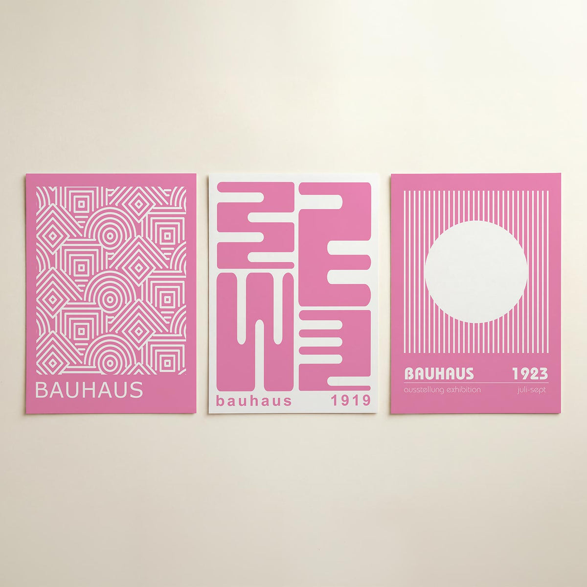 Patronen en lijnen posterset – detailweergave – deze posterset in drie delen toont een speels lijnenspel van vierkanten en