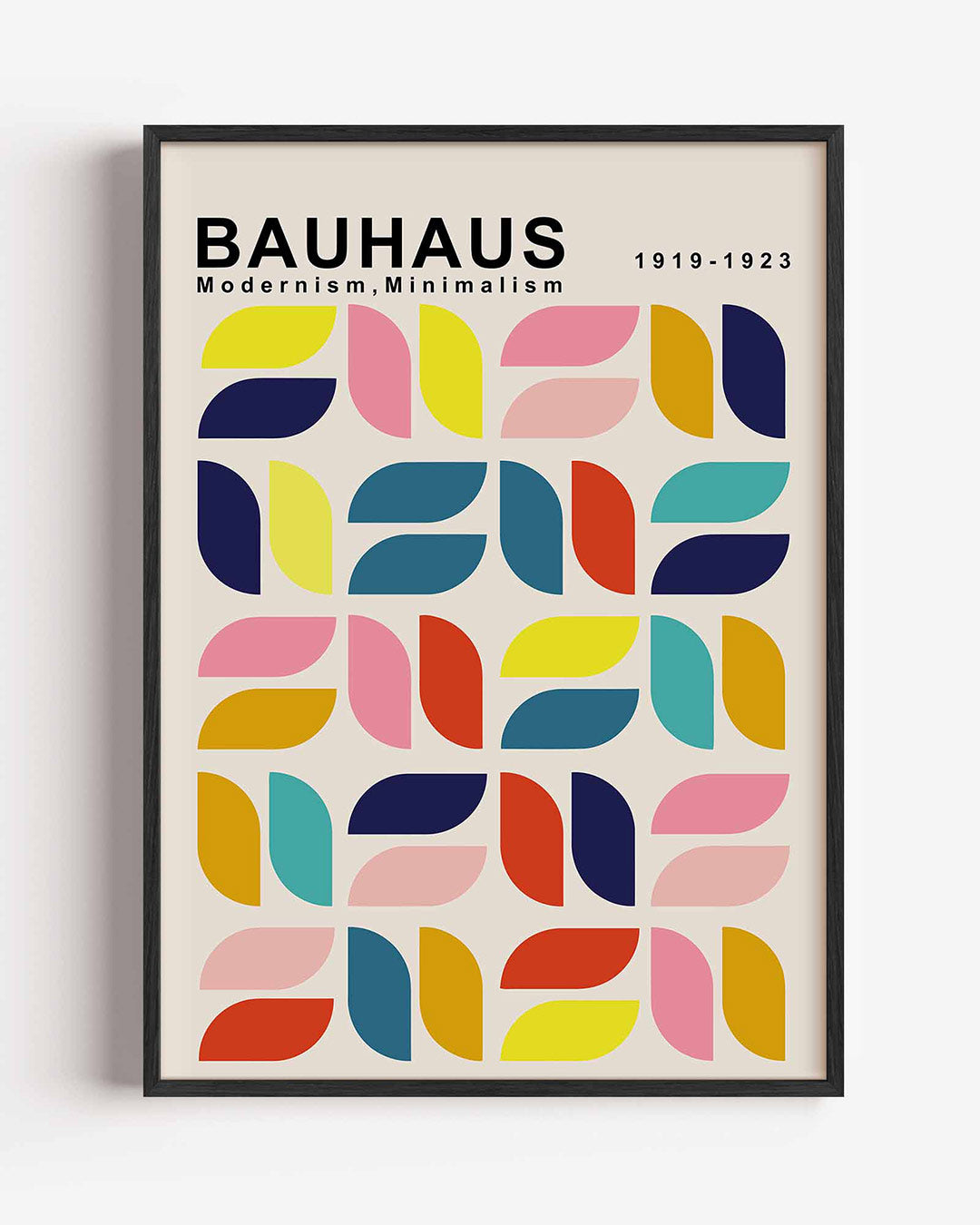 Vorm en kleurvlakken – staande Bauhaus poster als wanddecoratie