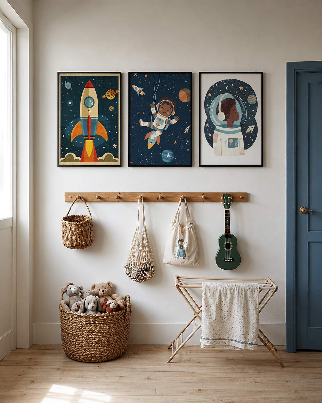 Sterren en ruimte posterset – detailweergave – een kind in een ruimtepak zweeft tussen sterren en planeten