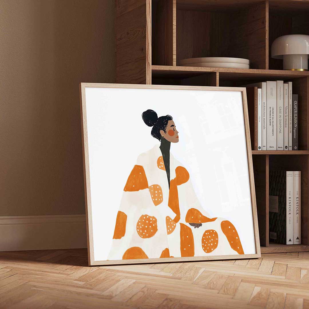 Vrouw met oranje patroon – vierkante moderne wanddecoratie van WallArtistic