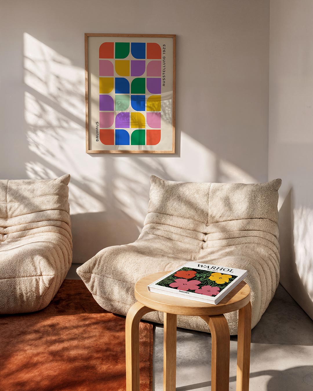 Vormritme en kleur – geometrische Bauhaus poster in staand formaat