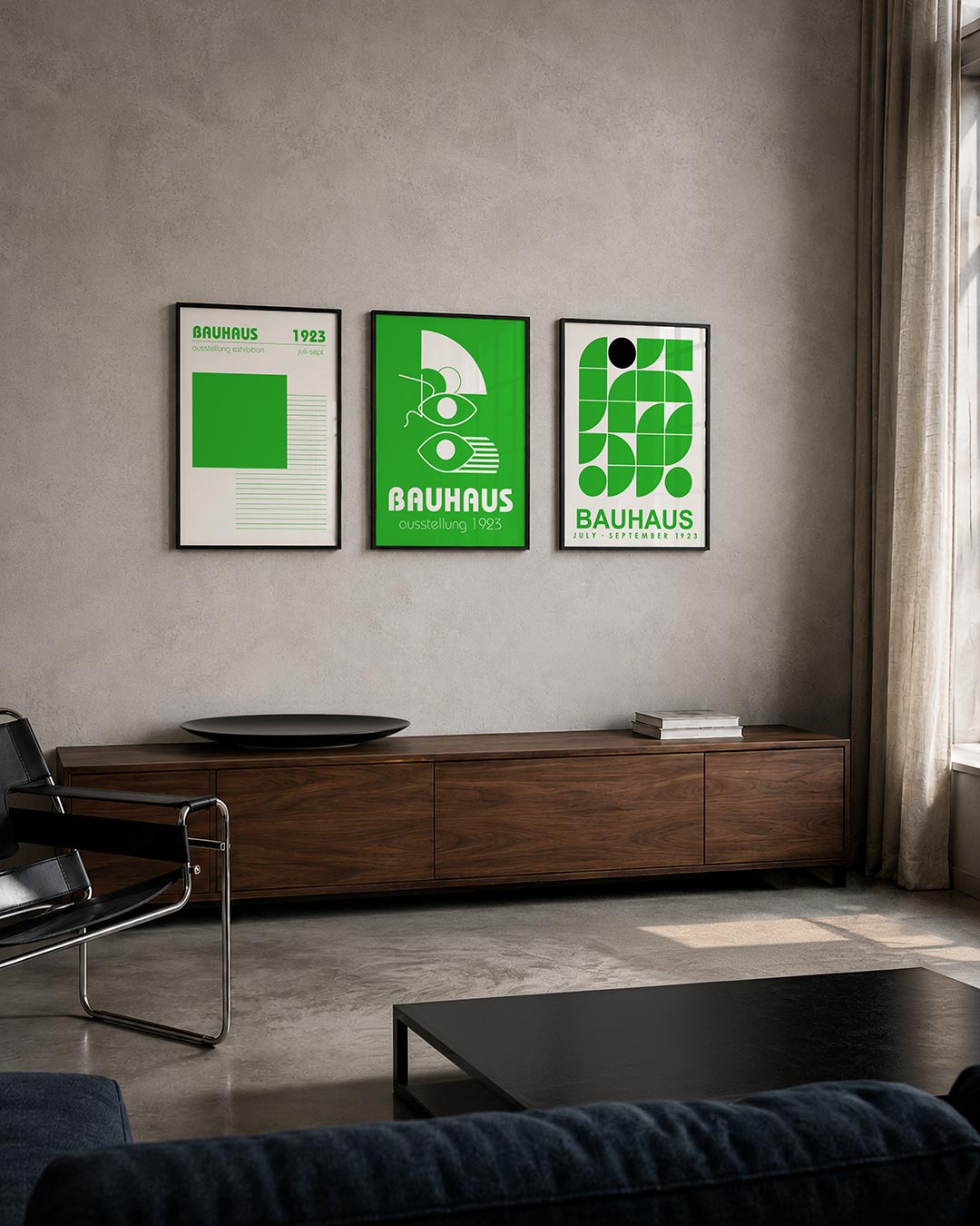 Groene vlakken driedelige posterset – een groot groen vierkant domineert de compositie, met fijne groene lijnen die eronder
