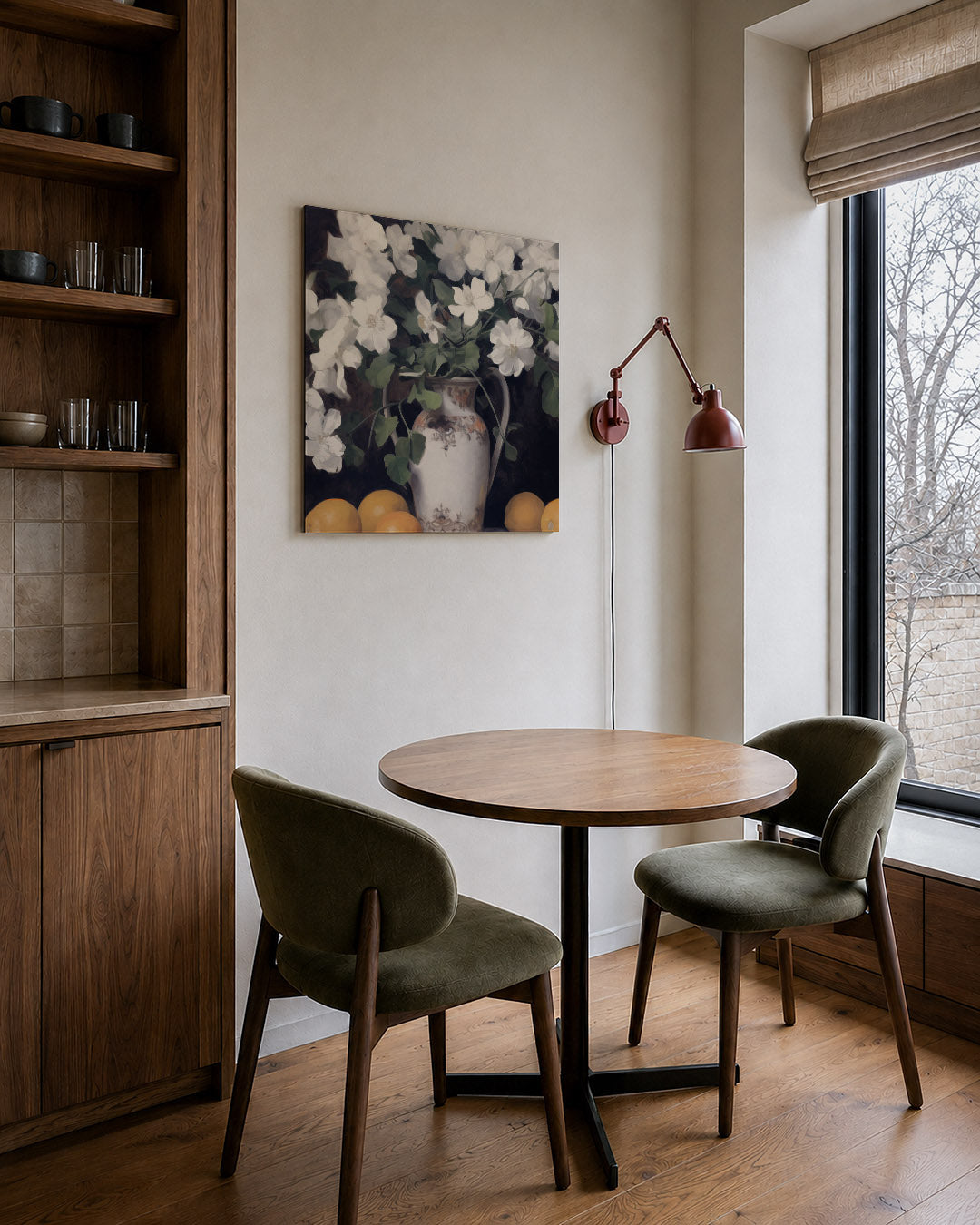 Bloemen en citrus kunstwerk – derde productweergave – dit kunstwerk toont een vaas met witte bloemen en groene bladeren