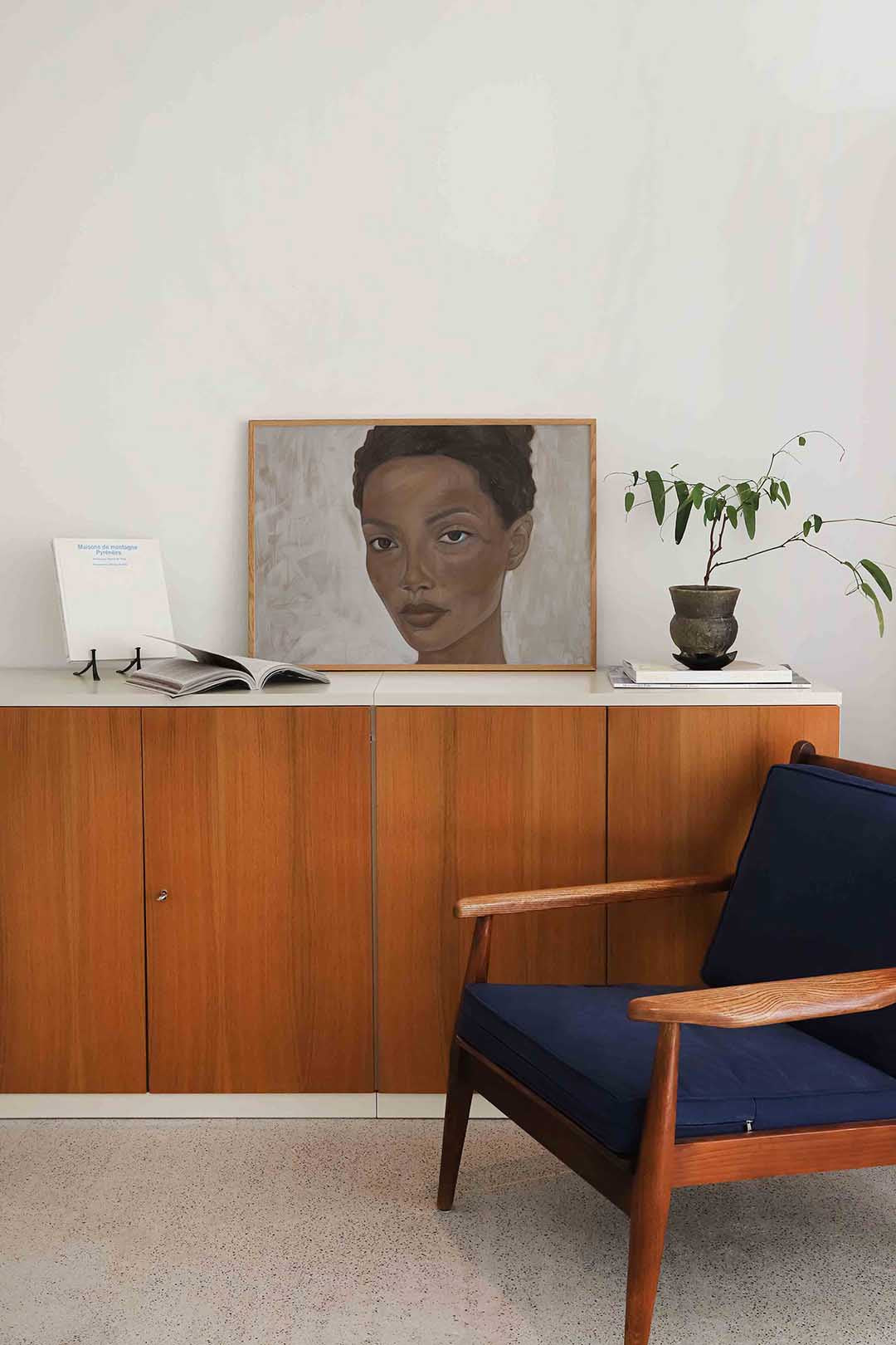 Portret van vrouw – moderne landscape wanddecoratie van WallArtistic