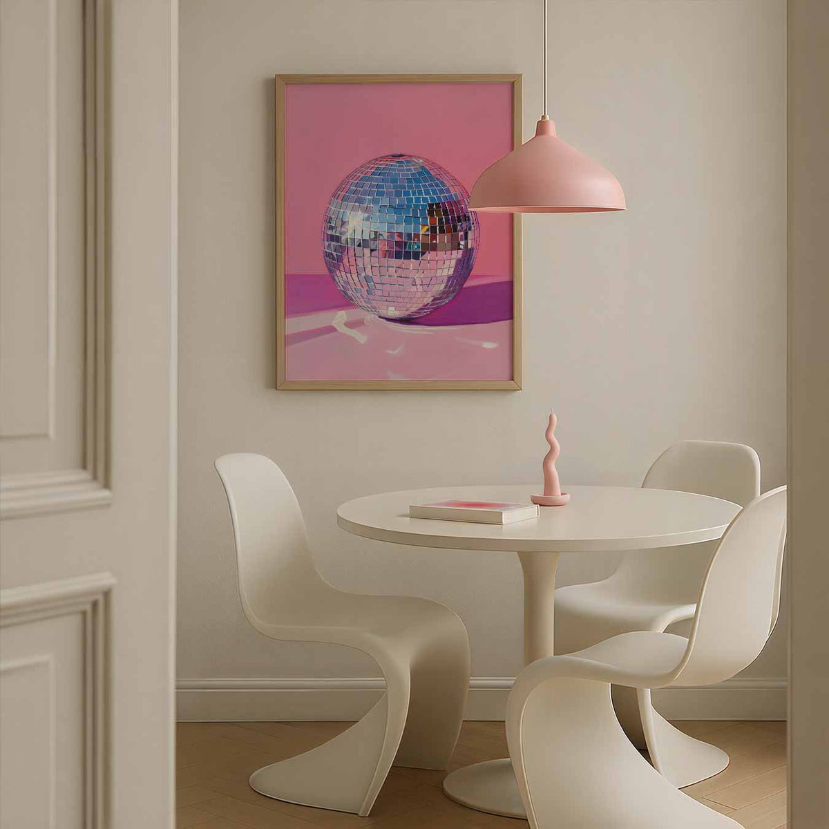 Sprankelende Discobal – Streetart wandkunst als portret poster