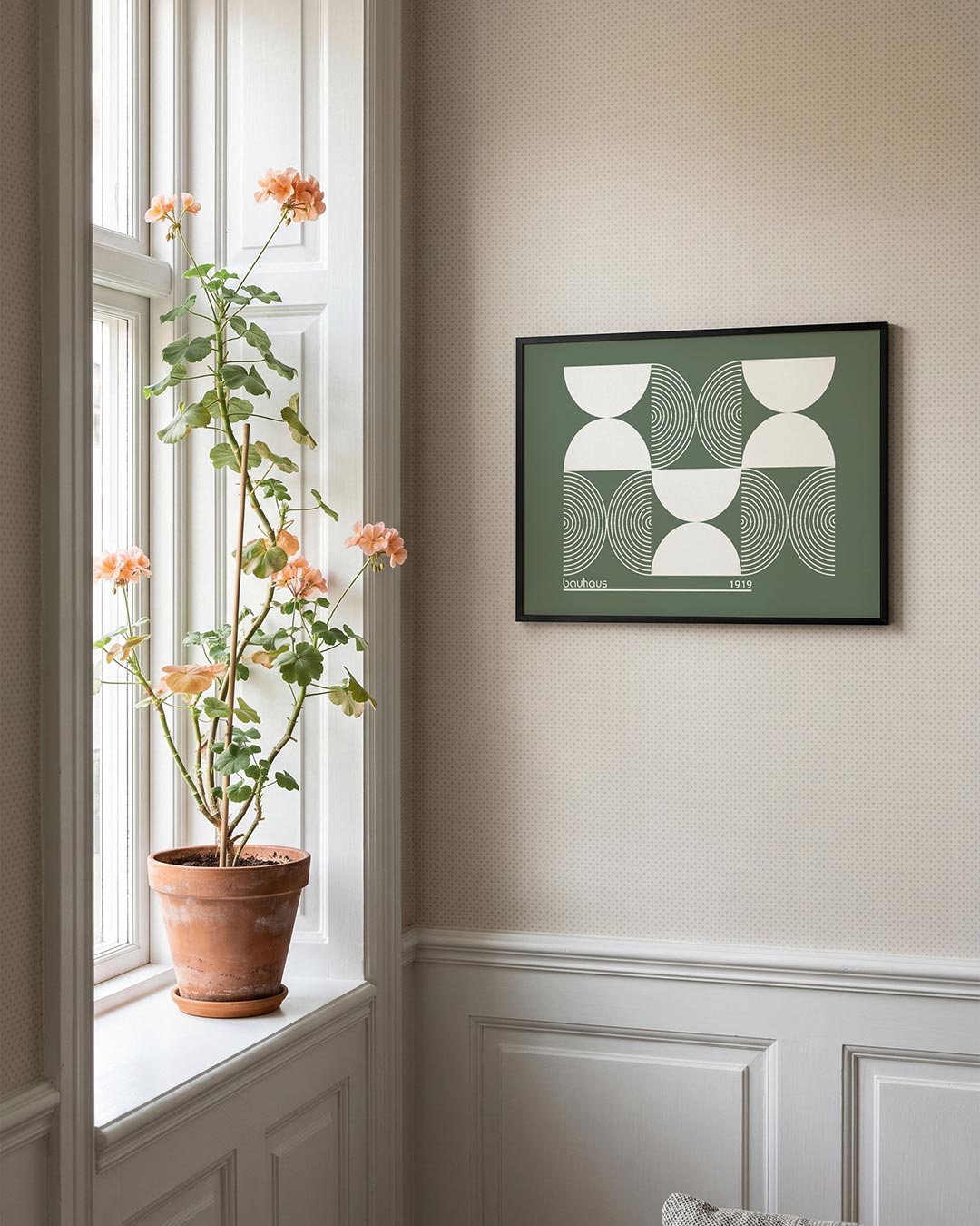 Cirkelvormen en lijnen – liggende Bauhaus poster voor aan de muur