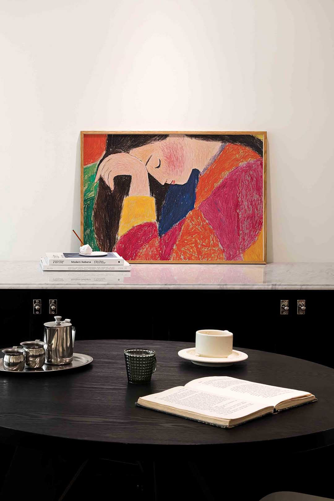 Vrouw met kleurrijke kleding – portret poster in liggend formaat