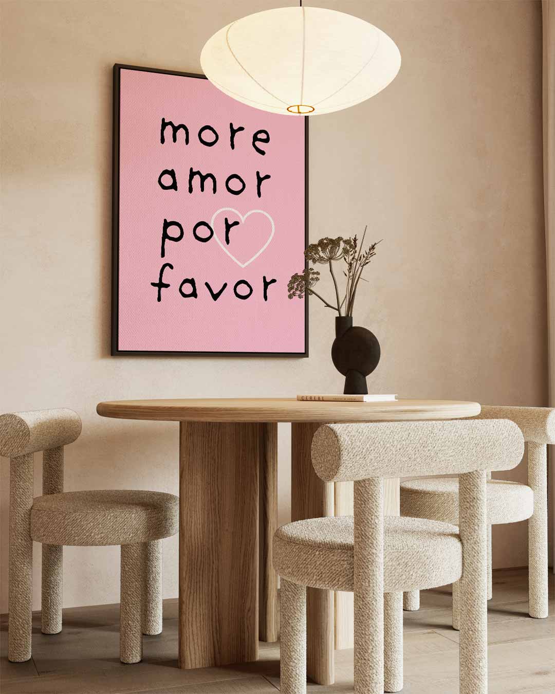 Liefdevolle Roze Print – kunstwerk met zwarte baklijst