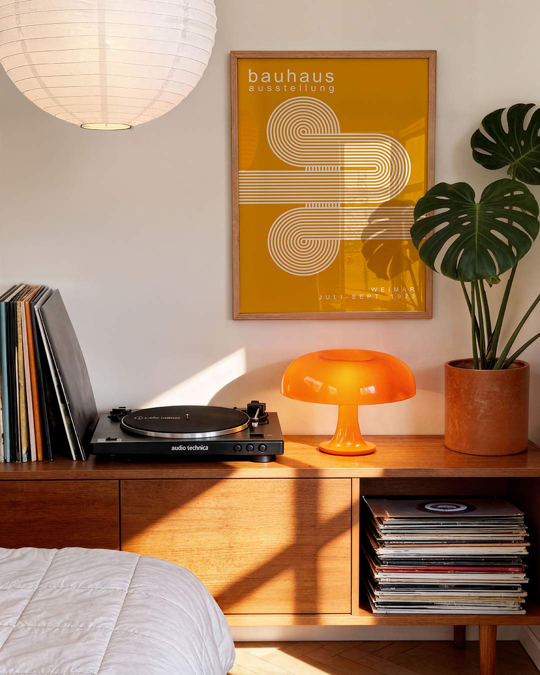 Lijnen en kleurvlakken – geometrische Bauhaus poster in staand formaat