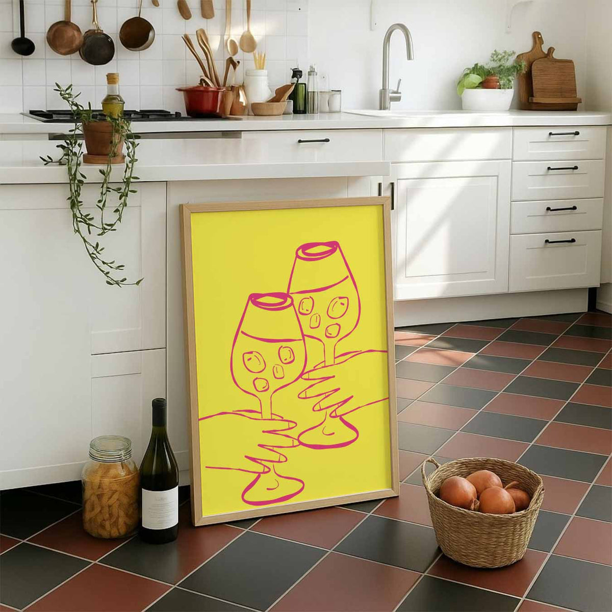 Sprankelende Cheers – staande muurposter voor keuken of eethoek
