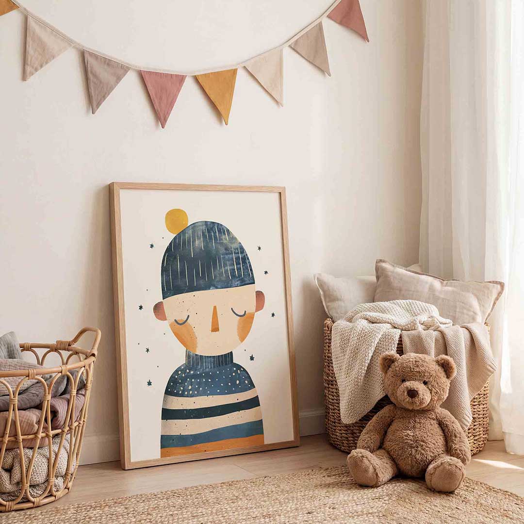 Kind met muts – speelse wandkunst als portret kinderposter