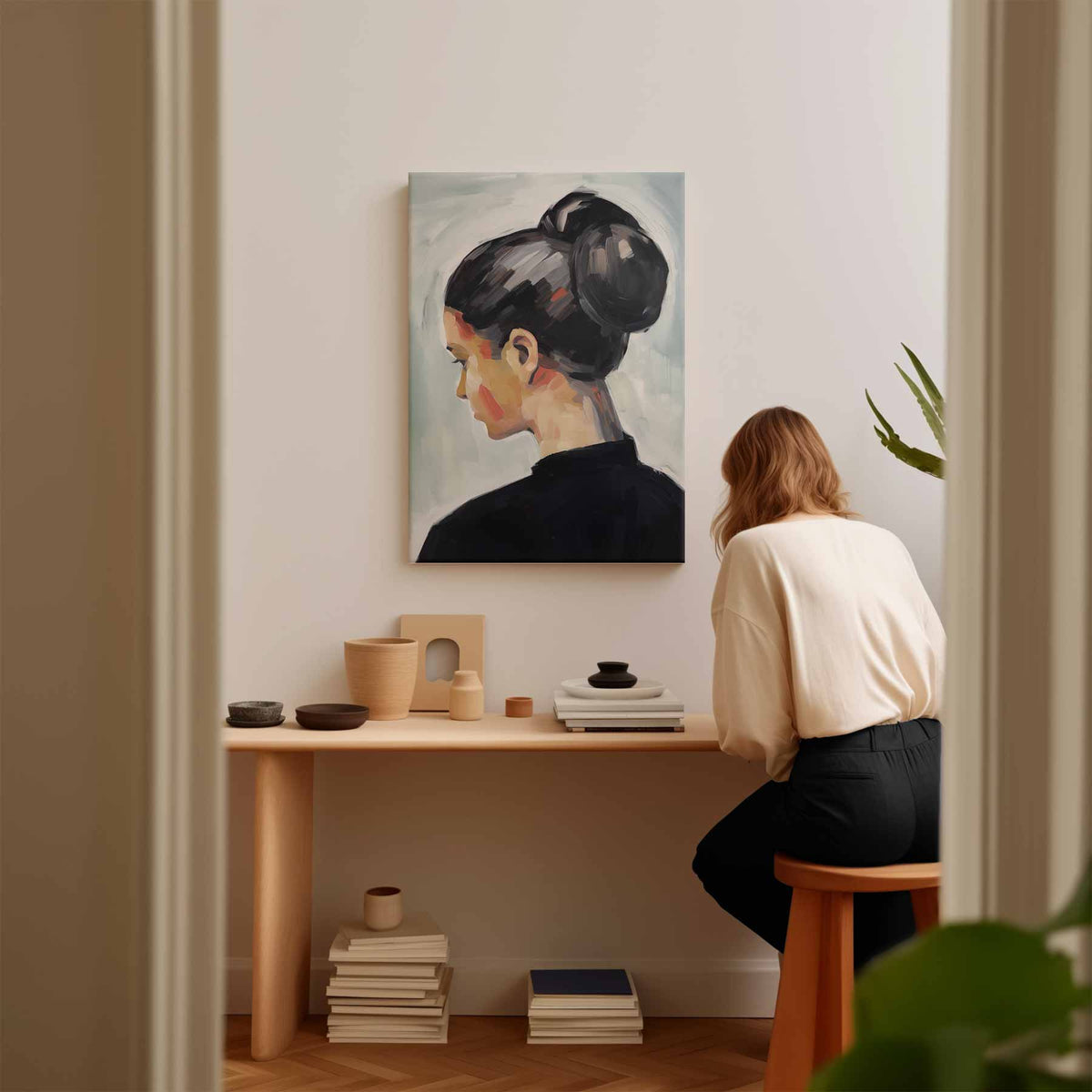 Vrouwelijke Elegantie in Stille Reflectie – plexiglas wanddecoratie in portret formaat