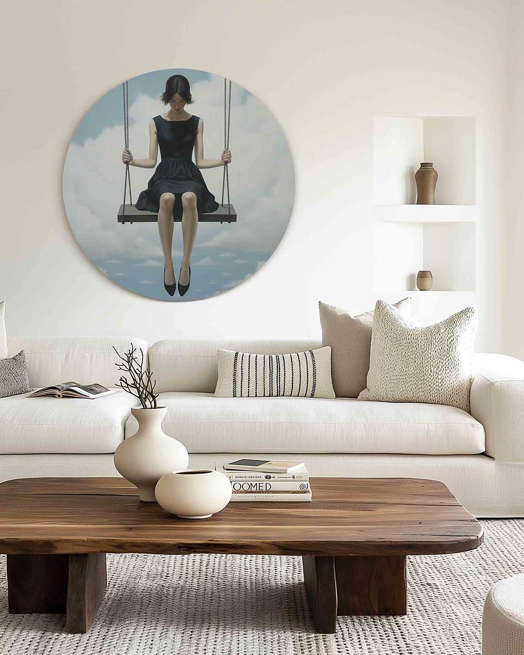 Vrouw op schommel – illustratie muurcirkel als ronde muurdecoratie