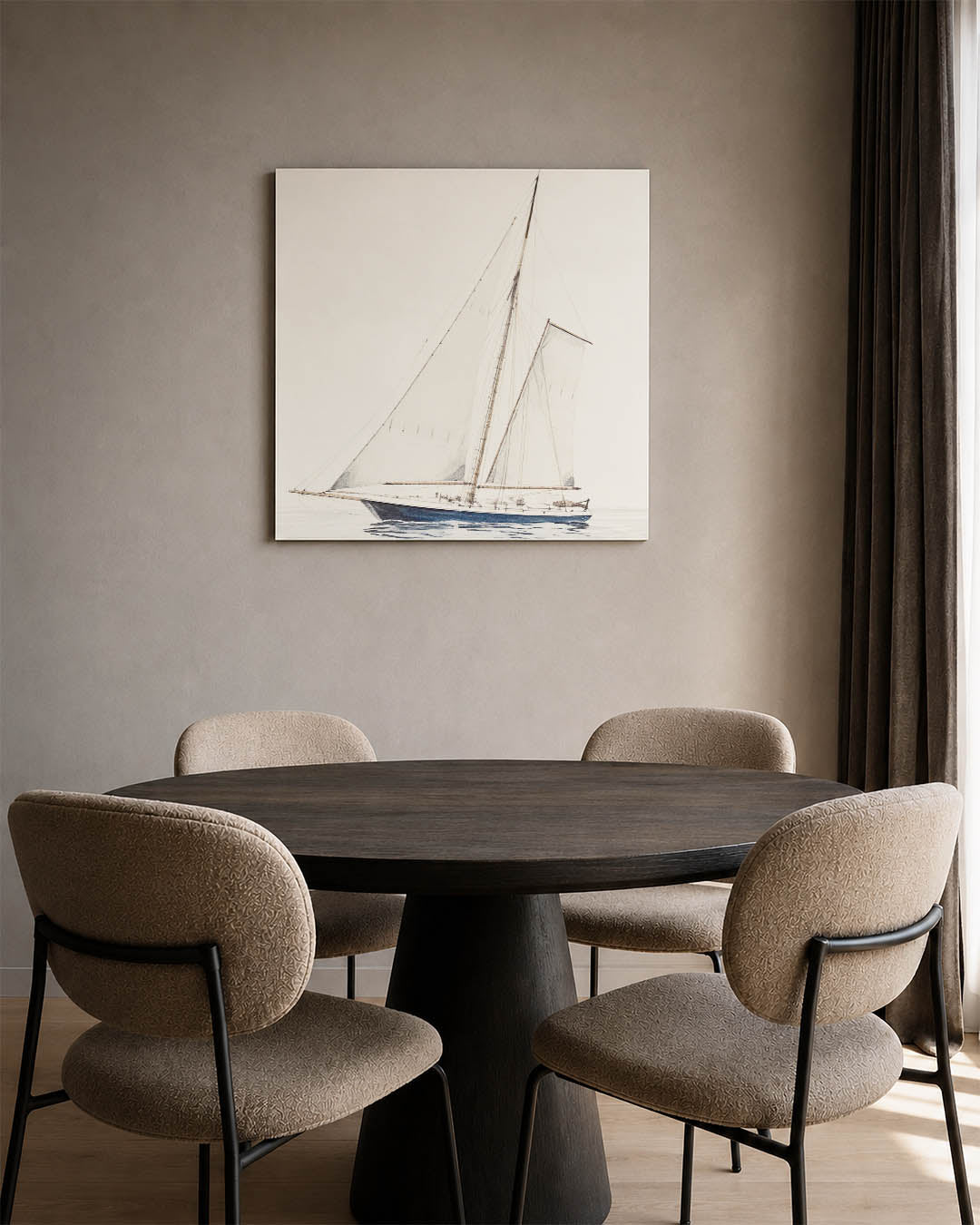 Zeilboot op zee kunstwerk – vierkante wanddecoratie – dit werk toont een elegante zeilboot met volle zeilen op een rustige