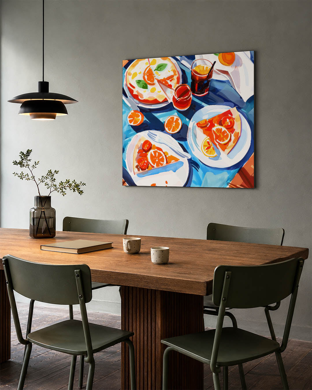 Dynamische eettafel kunstwerk – tweede productweergave – dit werk toont een levendige compositie van borden met pizza en