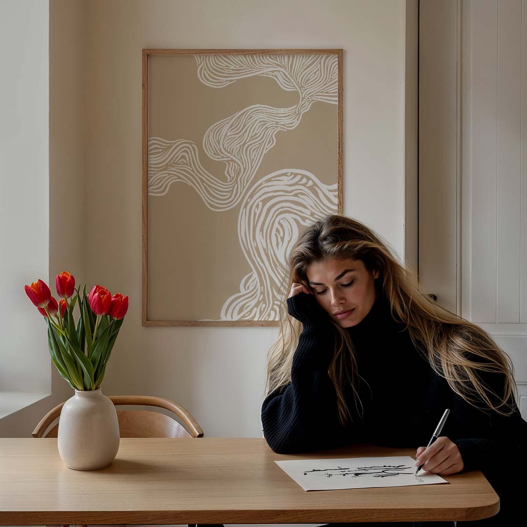 Organische Beige Elegantie – staande muurposter met abstracte vormen