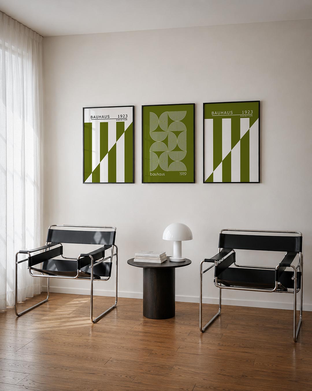 Lijnen en vlakken driedelige posterset – deze posterset in drie delen toont een spel van olijfgroene rechthoeken en diagonale