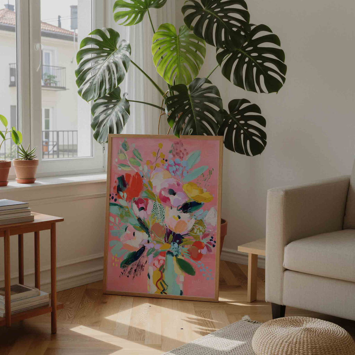 Bloemen op roze achtergrond – staande botanische wanddecoratie van WallArtistic