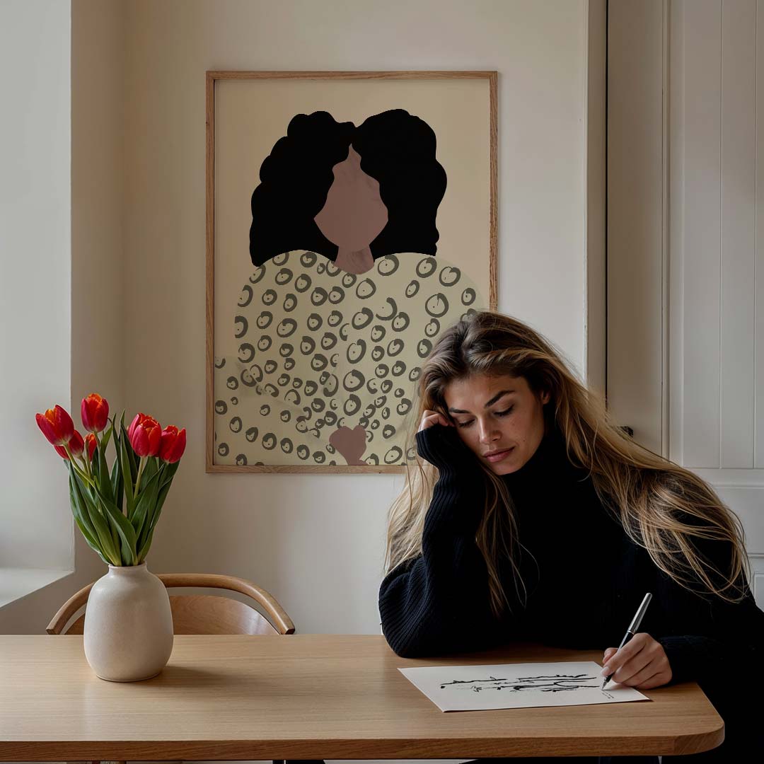 Trendy Abstracte Vrouwelijke Illustratie – staande vrouwelijke wanddecoratie van WallArtistic