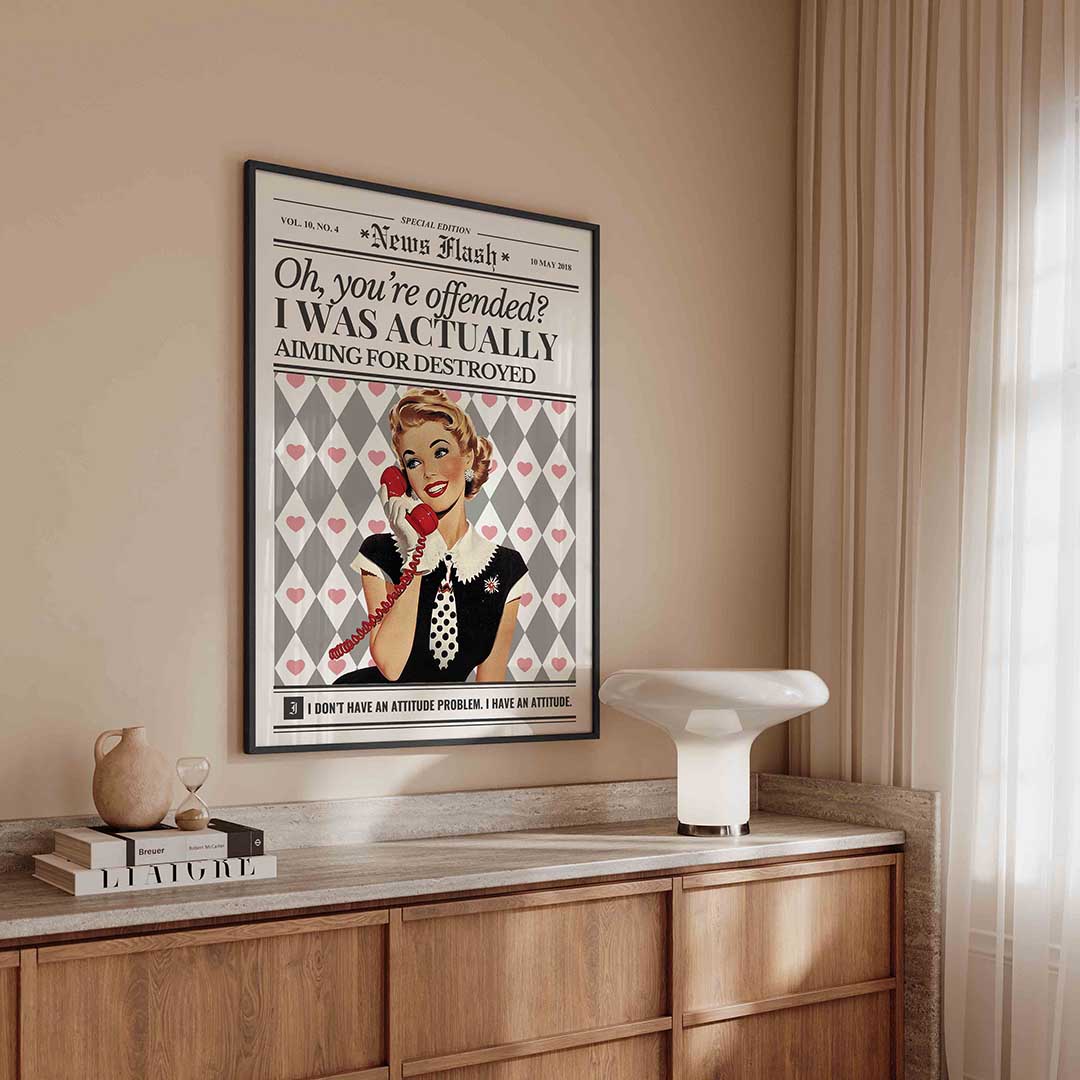 Vrouw met telefoon – kleurrijke Pop Art poster in staand formaat