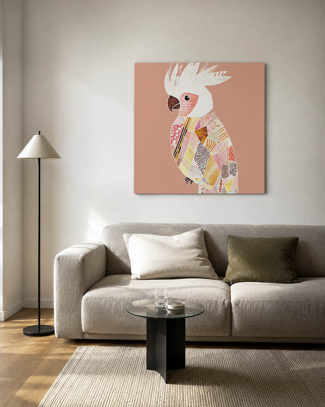 Vrolijke vogel collage kunstwerk – detailweergave – dit kunstwerk toont een kleurrijke vogel met een mozaïek van patronen en