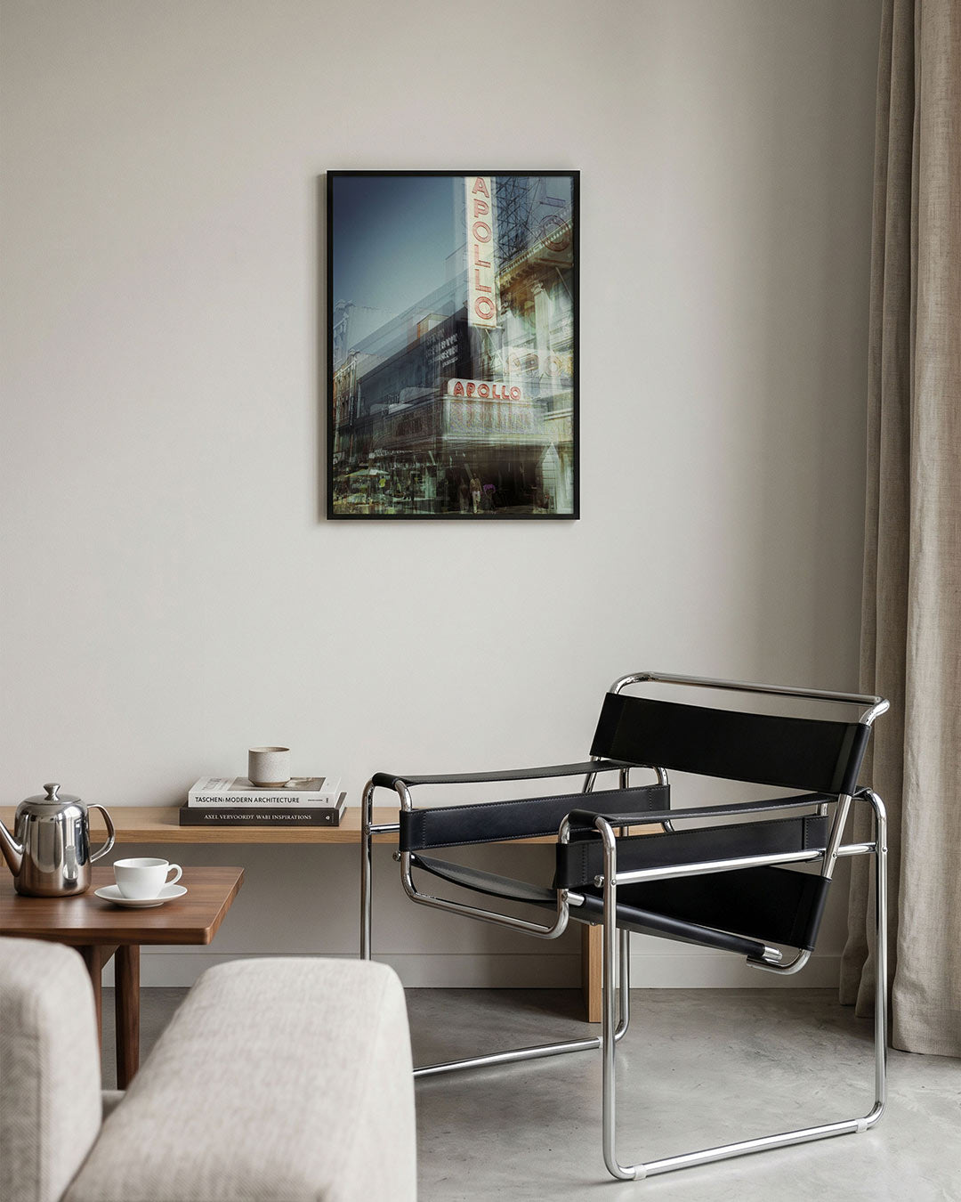Stedelijke reflecties poster – tweede productweergave – deze poster toont een gelaagd stadsbeeld met opvallende