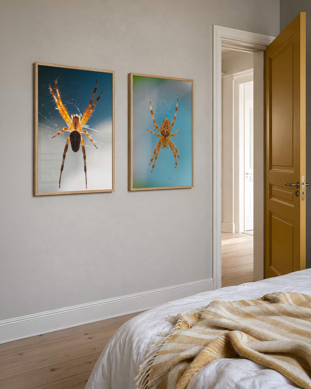 Abstract posterset – detailweergave – een abstracte posterset met donkere tinten en een rustige visuele opbouw.