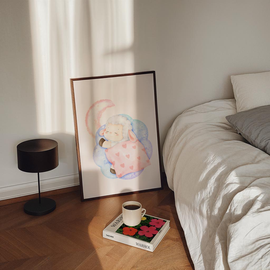 Dromerig Schaapje Slaapkamerposter – staande kinderkamer wanddecoratie van WallArtistic