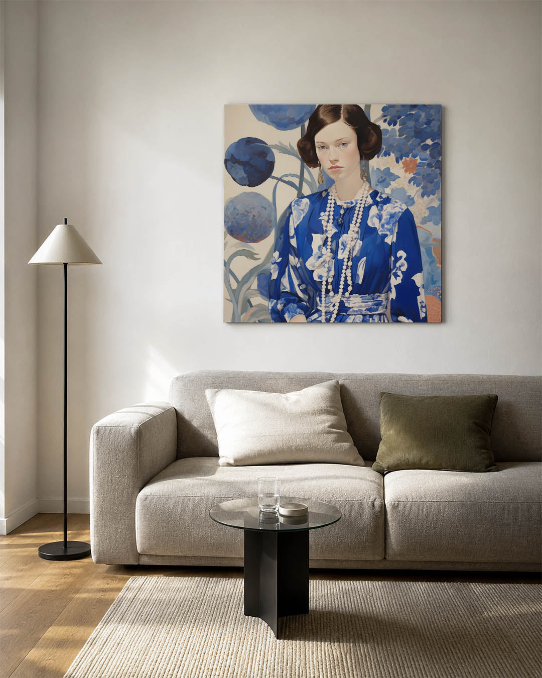 Vrouwelijk portret bloemen kunstwerk – vierkante wanddecoratie – dit kunstwerk toont een vrouw in een blauwe jurk met witte