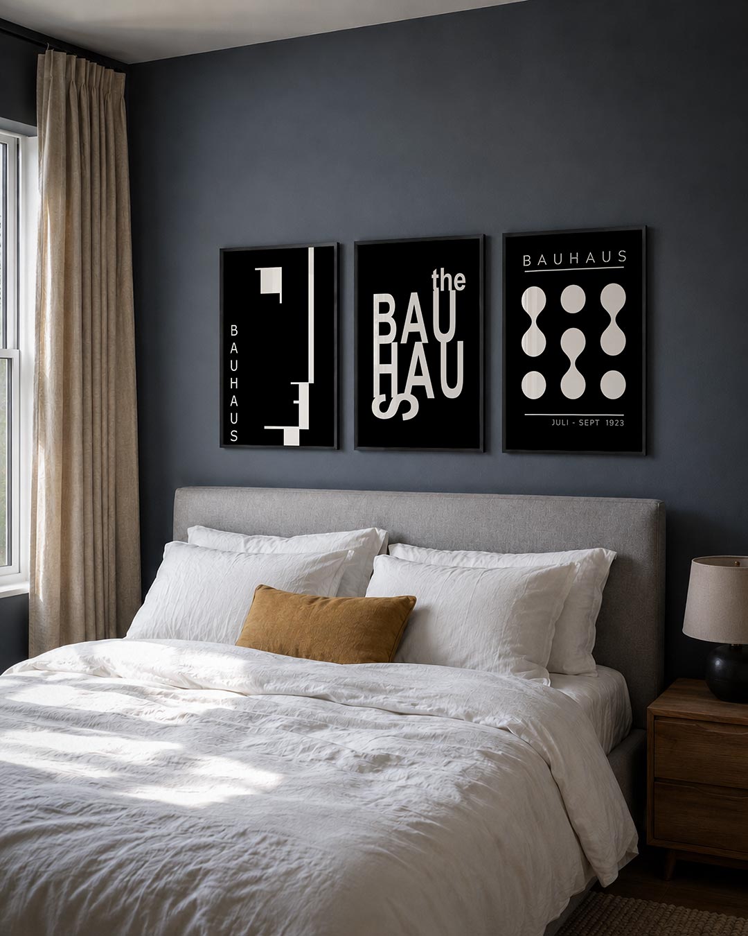 Zwart wit lijnenspel posterset – derde productweergave – deze posterset in drie delen speelt met zwart-wit contrasten en
