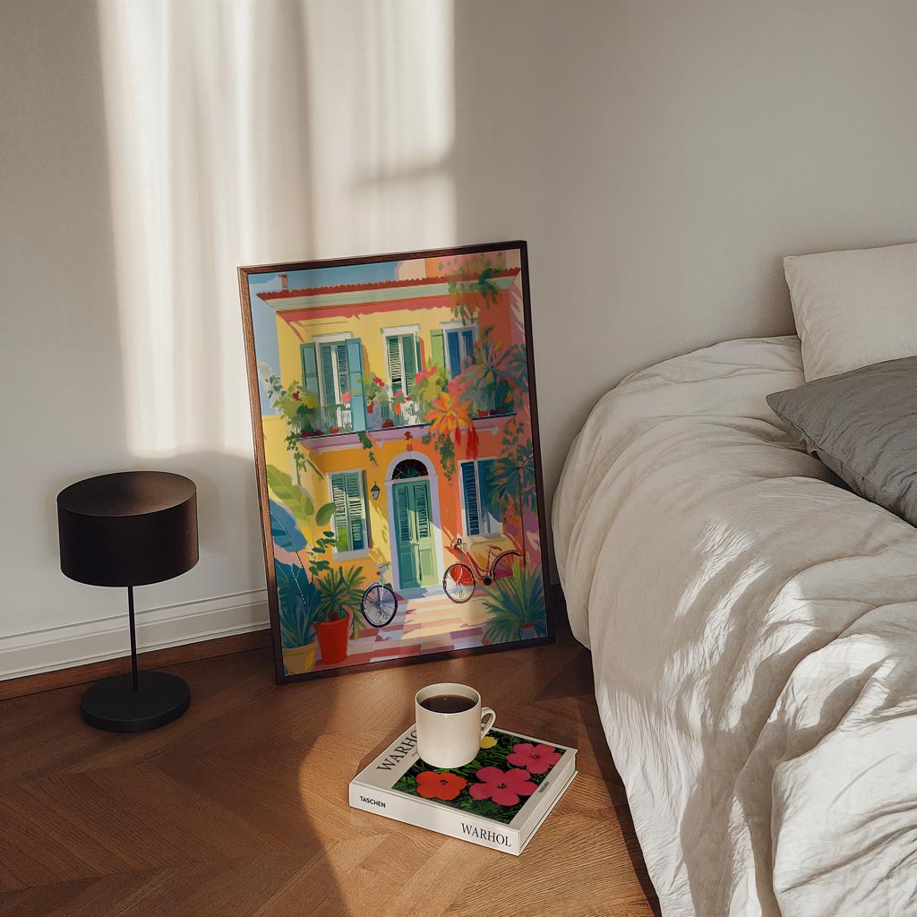 Zonnige Mediterrane Huisposter – staande Popart wanddecoratie van WallArtistic