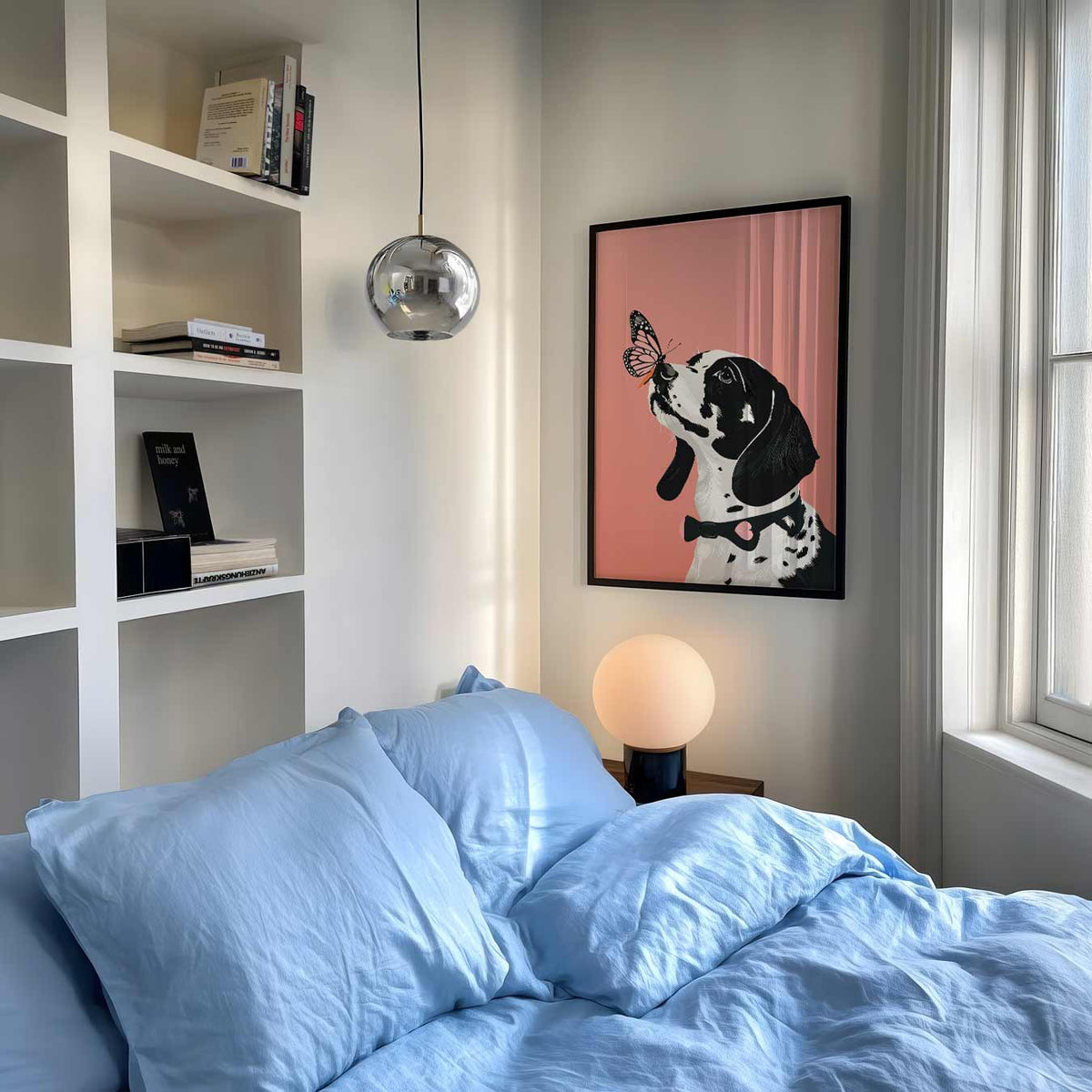 Vrolijke Dalmatiër Met Vlinder – staande muurposter met dierenthema