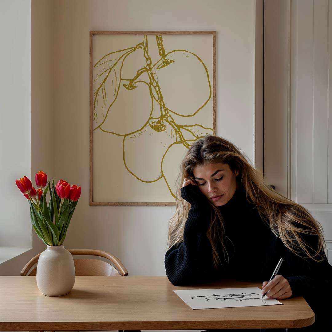 Sierlijke Appel Illustratie – bloemen poster in staand formaat