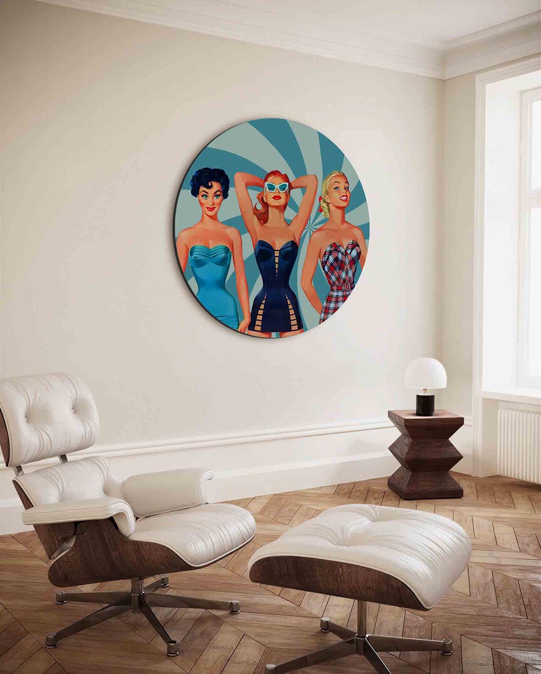 Retro dames in badmode – moderne ronde wanddecoratie van WallArtistic