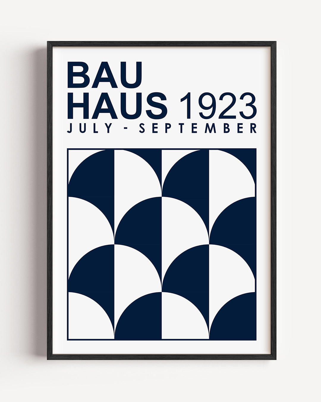 Vormritme en kleur – staande Bauhaus poster als wanddecoratie