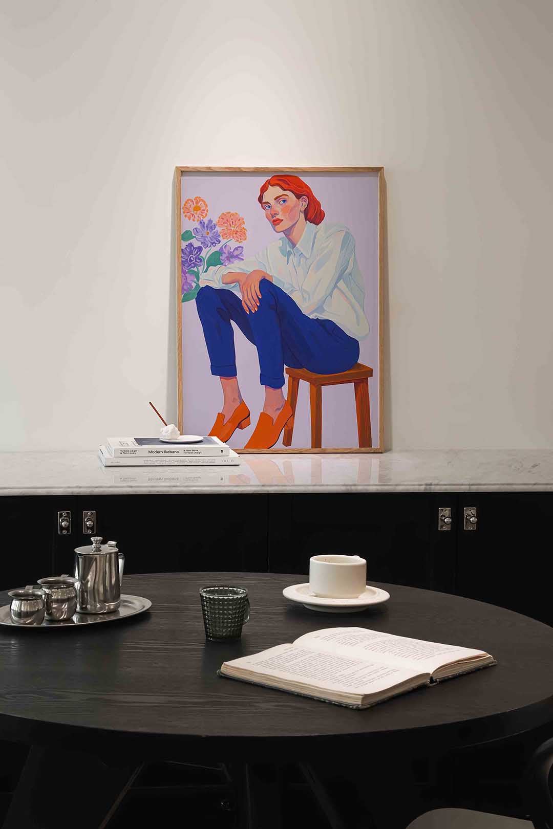 Vrouw met bloemen – moderne poster in staand formaat